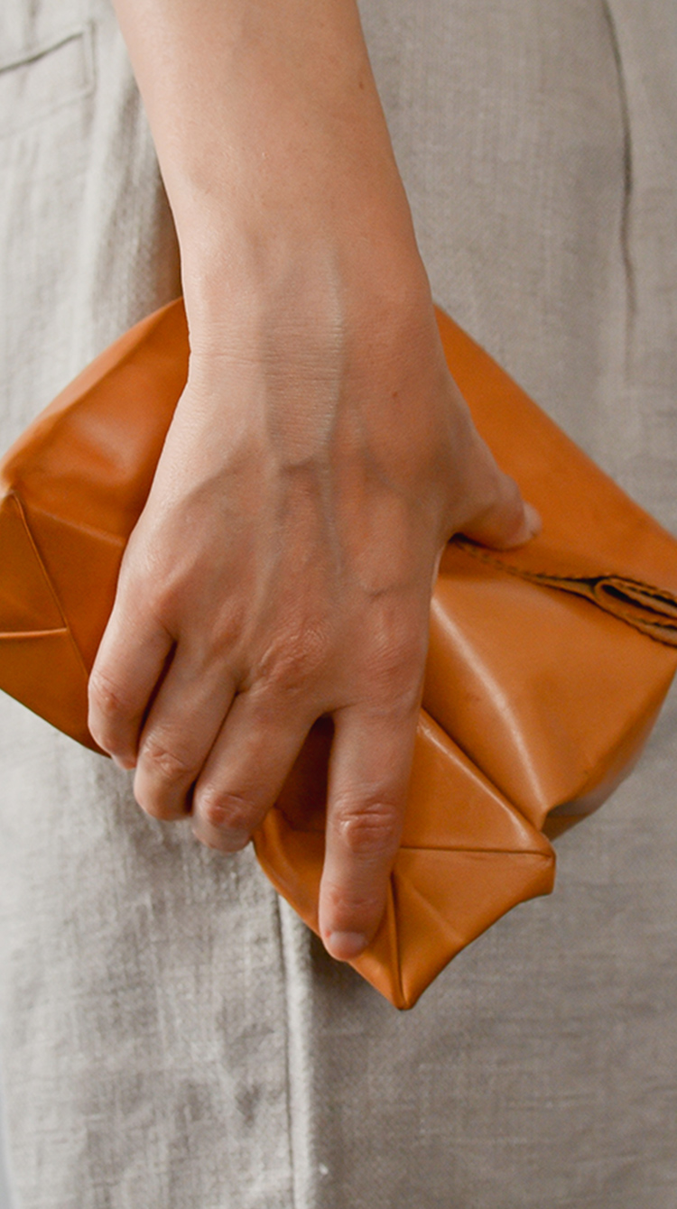 ババルデのヌメ革袋